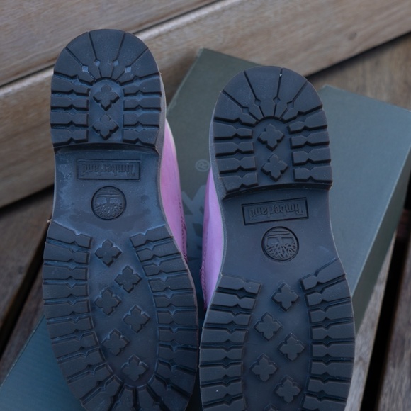 Timberland - Pink Chukka Boots - Picture 6 of 8